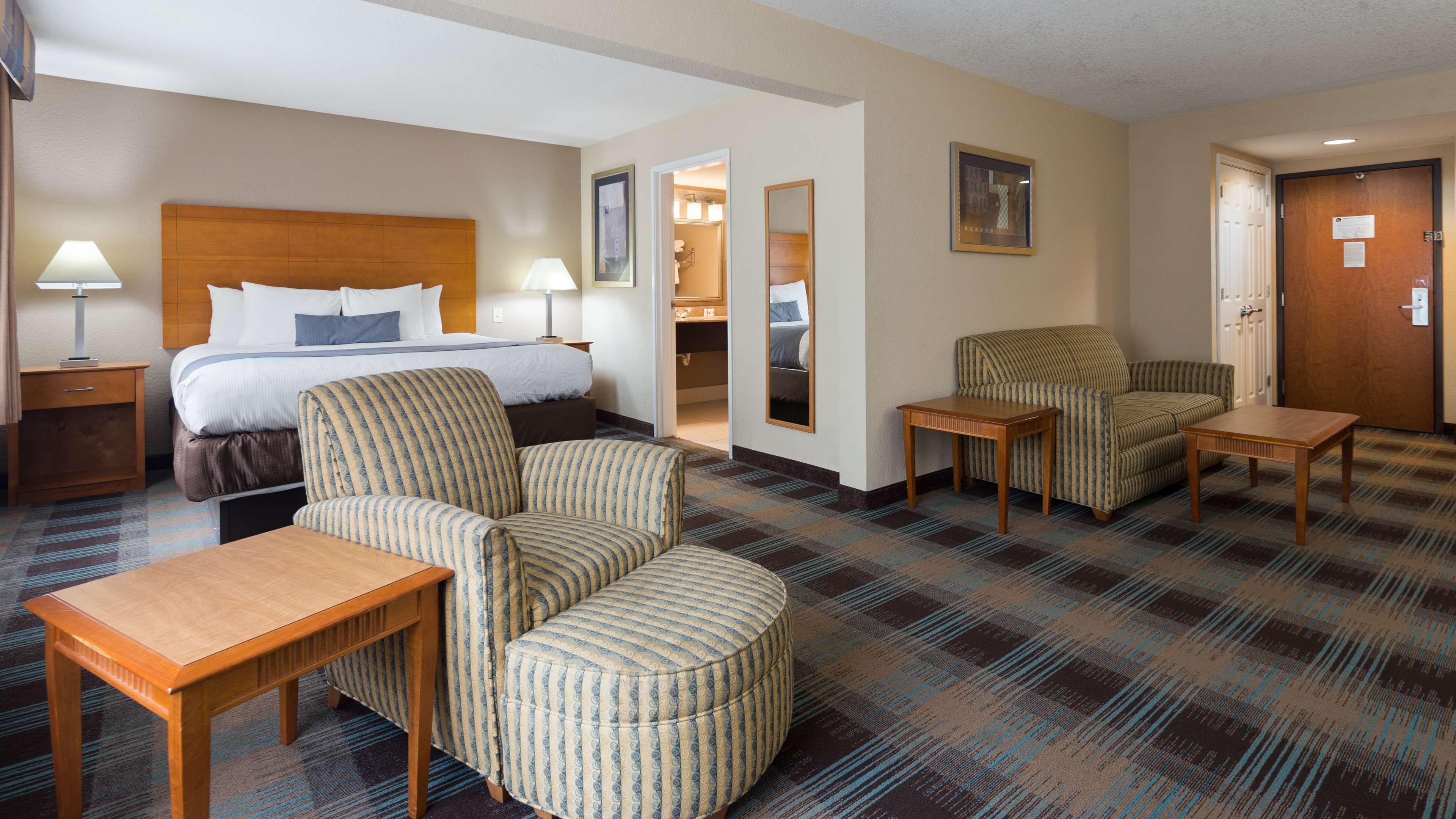 Spark By Hilton Savannah