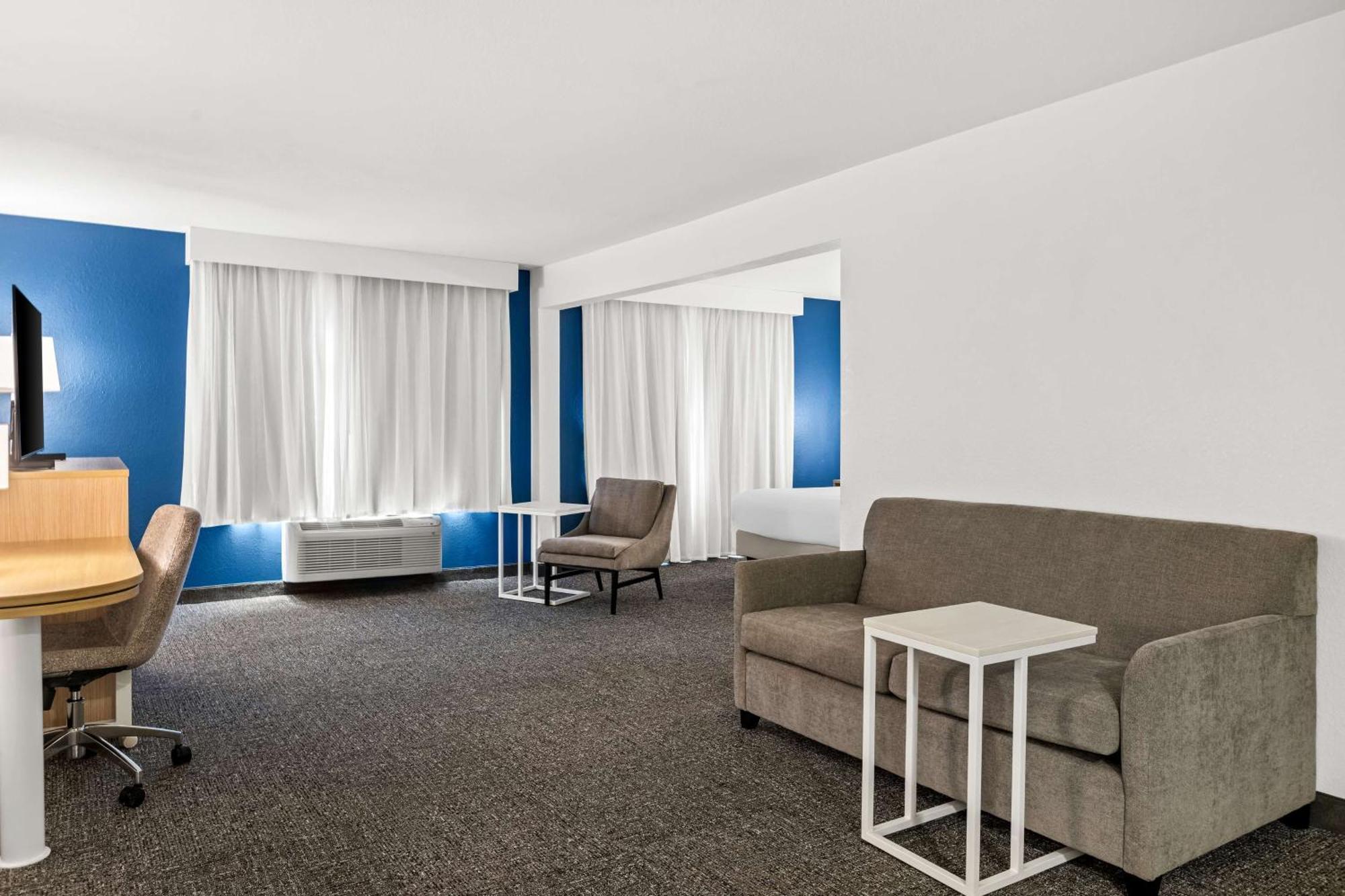 Hotel Spark By Hilton Savannah Port Wentworth