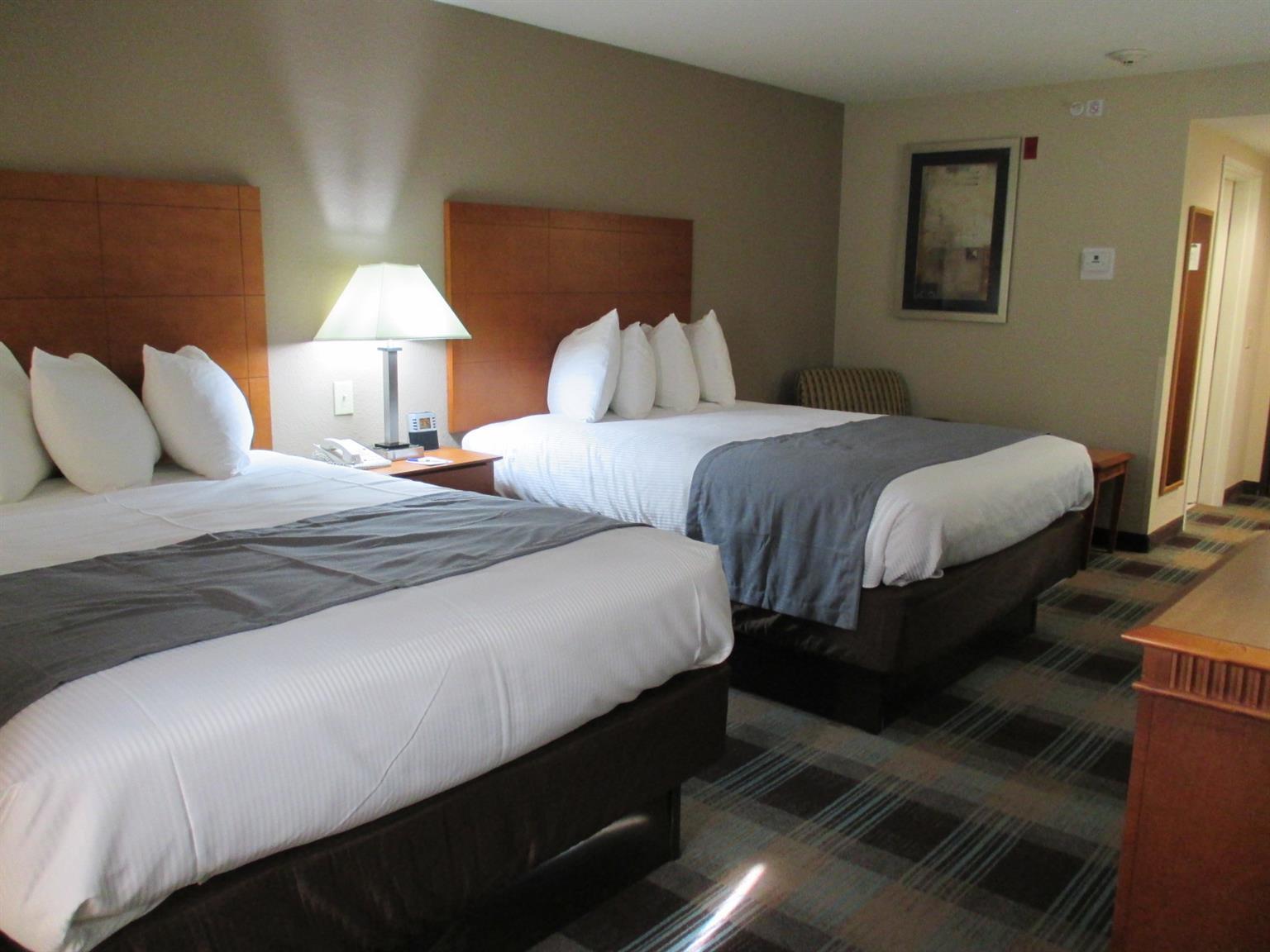 Spark By Hilton Savannah Hotel 3*